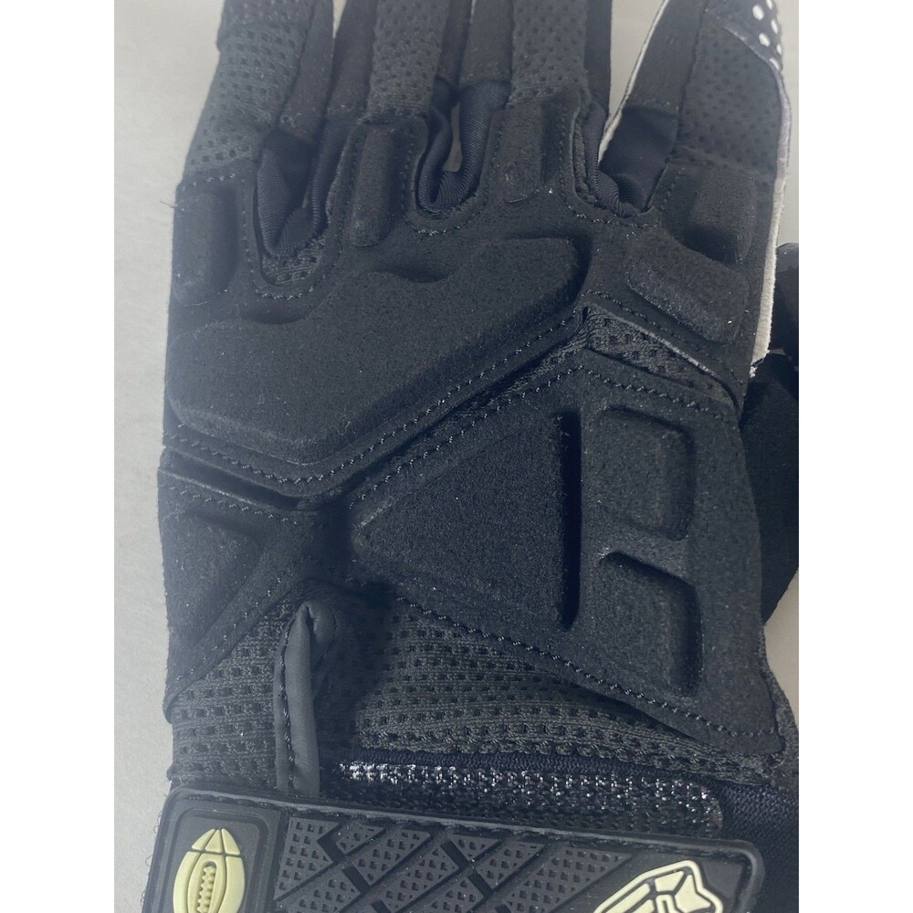 Football Receiver Gloves Seibertron G.A.R.G. 2.0 Youth Small  Black Grip Tack - Picture 6 of 9